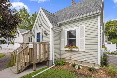 1611 N Summit St, Appleton, WI 54914