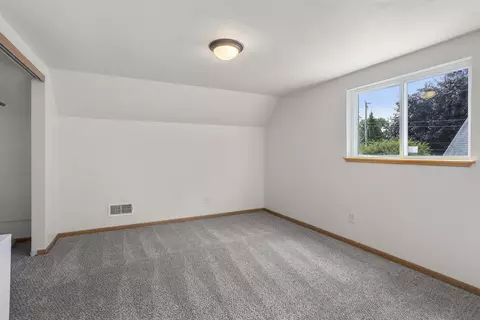 1611 N Summit St, Appleton, WI 54914 photo 12