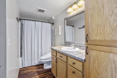 1611 N Summit St, Appleton, WI 54914 photo 9