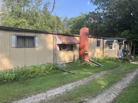 e2281 Spencer Lake Road, Waupaca, WI 54981