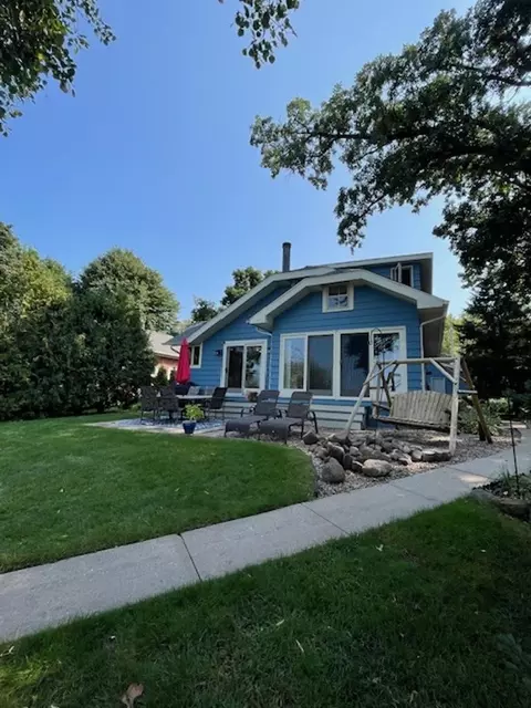 4809 Plummers Point Rd, Oshkosh, WI 54904