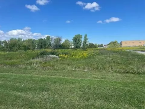 Contract Drive, Green Bay, WI 54304