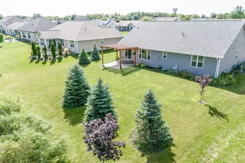 2250 W Kohl Dr, Appleton, WI 54913 photo 48