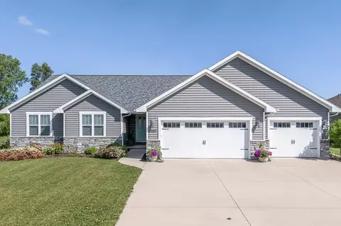 2250 W Kohl Dr, Appleton, WI 54913 photo 36