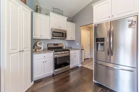 2250 W Kohl Dr, Appleton, WI 54913 photo 7