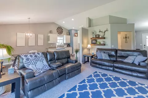 2250 W Kohl Dr, Appleton, WI 54913 photo 4