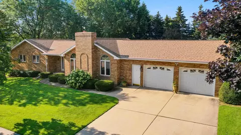 1702 Rusk St, De Pere, WI 54115
