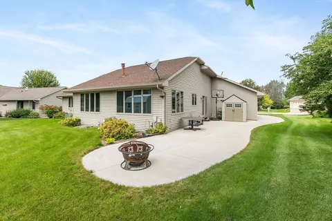 w6013 Blazing Star Drive, Appleton, WI 54915 photo 4