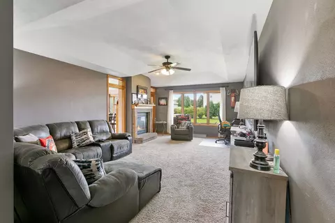 w6013 Blazing Star Drive, Appleton, WI 54915 photo 12