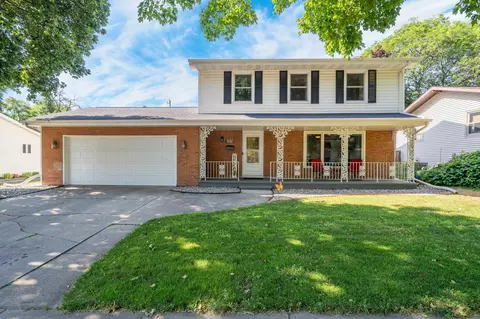 1207 W Grant St, Appleton, WI 54914