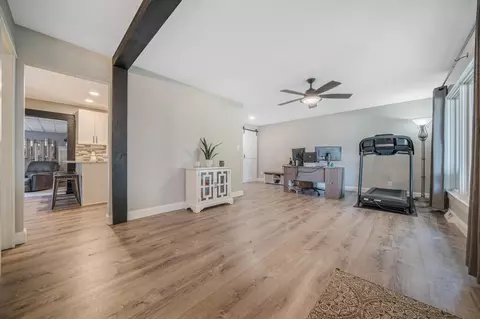 Entry Way - 1207 W Grant St, Appleton, WI 54914 photo 1 of 6