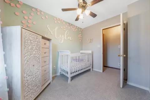 Bedroom - 1207 W Grant St, Appleton, WI 54914 photo 4 of 9