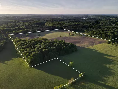 n7909 Beilke Road, Gresham, WI 54128