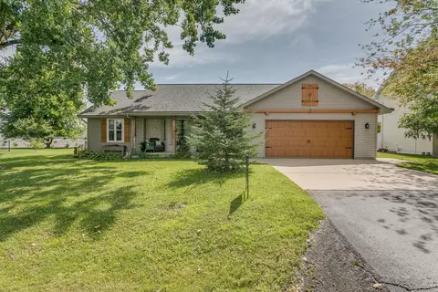 w2337 Greenspire Way, Appleton, WI 54915