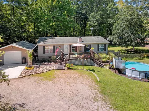 n6501 2nd Avenue, Waupaca, WI 54981