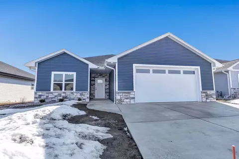 1262 Autumn Field Ln, De Pere, WI 54115