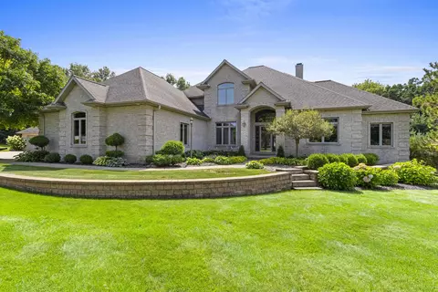 3505 Long Branch Trl, Green Bay, WI 54313