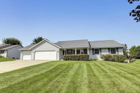 2594 Spica Ln, Green Bay, WI 54311