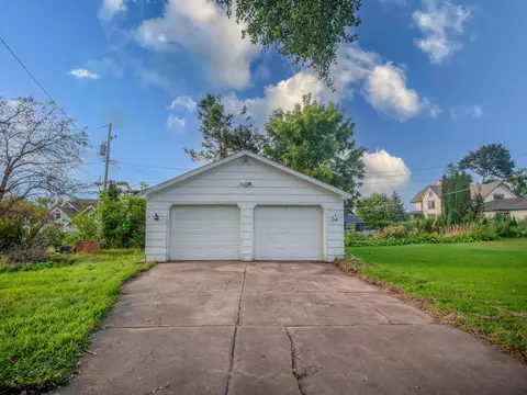 531 E Huron St, Omro, WI 54963 photo 16