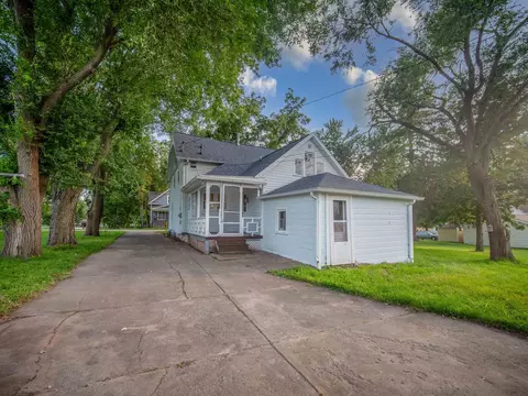 531 E Huron St, Omro, WI 54963 photo 17
