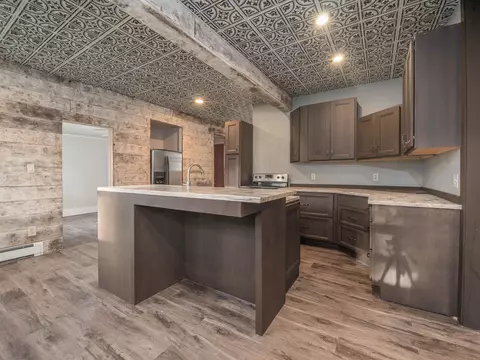 531 E Huron St, Omro, WI 54963 photo 5