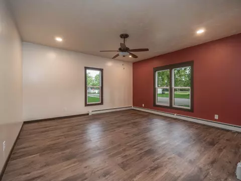 531 E Huron St, Omro, WI 54963 photo 3