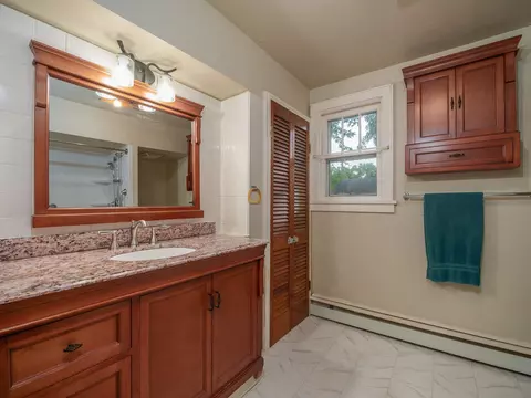 531 E Huron St, Omro, WI 54963 photo 10