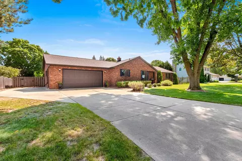 2818 Newberry Ave, Green Bay, WI 54302