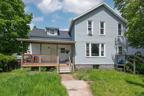 720 Carney Blvd, Marinette, WI 54143