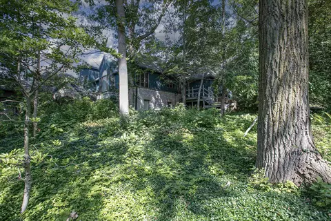 w6366 Fire Lane 8, Menasha, WI 54952