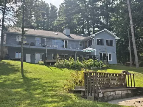 w6924 South Silver Lake Road, Wautoma, WI 54982