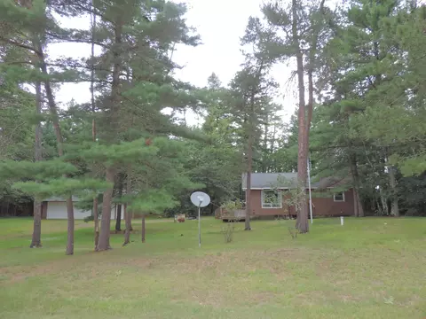 Exterior - 11908 Sleeter Rd, Suring, WI 54174 photo 7 of 10