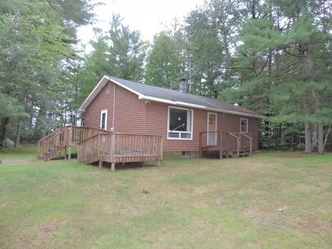 11908 Sleeter Rd, Suring, WI 54174