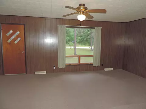 Living - 11908 Sleeter Rd, Suring, WI 54174 photo 2 of 2