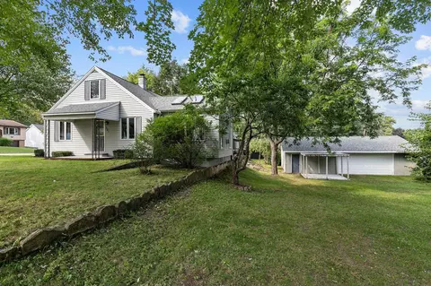 201 E Rowland St, New London, WI 54961