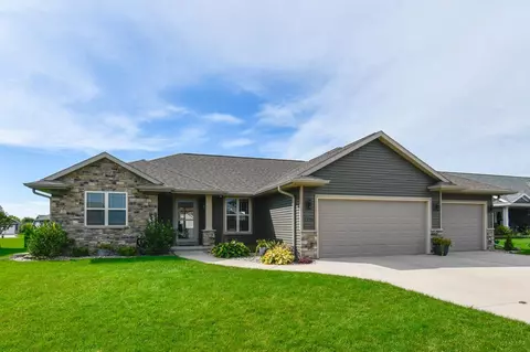 2694 Andromeda Dr, De Pere, WI 54115