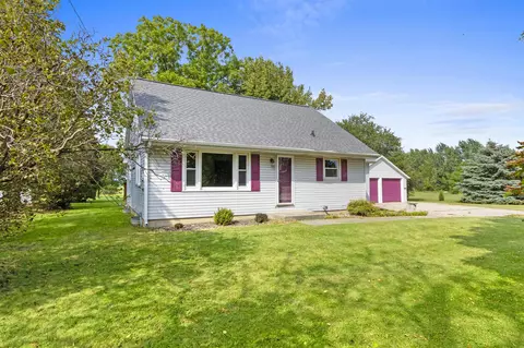 2959 Lark Rd, Greenleaf, WI 54126 photo 2