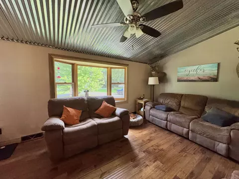 n6547n3 N Rd Dr, Plainfield, WI 54966 photo 8