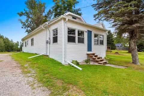 6035 County Rd S, Sobieski, WI 54171