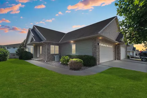 2117 Ryan Rd, De Pere, WI 54115