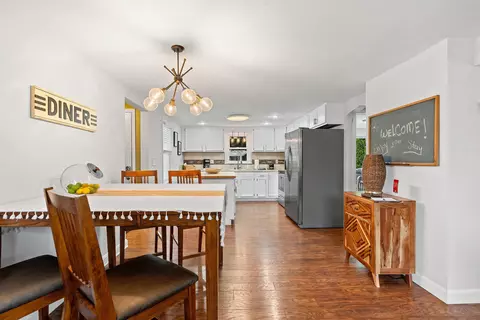 Dining - 924 W Brewster St, Appleton, WI 54914 photo 1 of 3