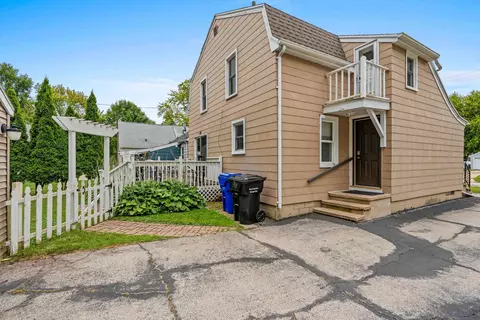 Exterior - 924 W Brewster St, Appleton, WI 54914 photo 7 of 9