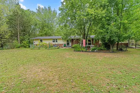 n4427 County Highway E, Waupaca, WI 54981