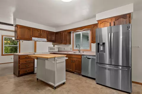 2208 W Larkspur Dr, Appleton, WI 54915 photo 9