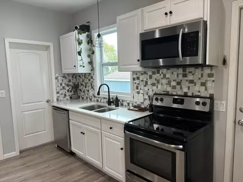 1112 N Drew St, Appleton, WI 54911 photo 5