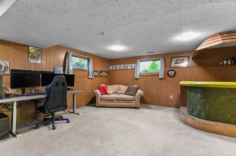 2109 S Kernan Ave, Appleton, WI 54915 photo 17