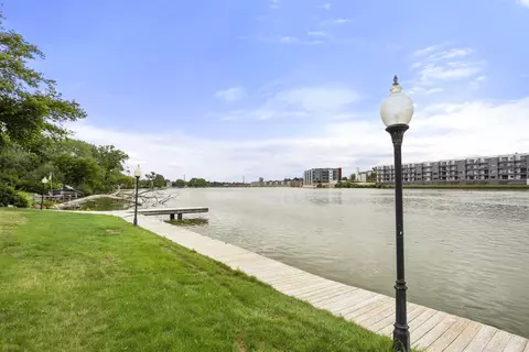 View/Area - 1819 W Main St, Appleton, WI 54911 photo 6 of 13