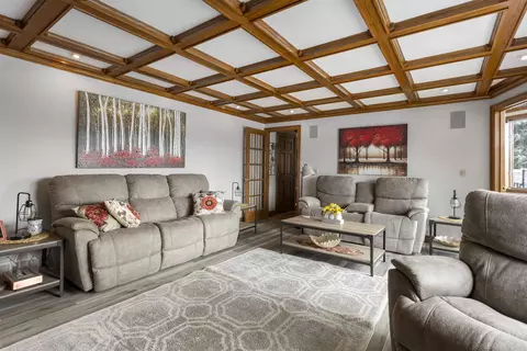 Living - 1819 W Main St, Appleton, WI 54911 photo 5 of 7