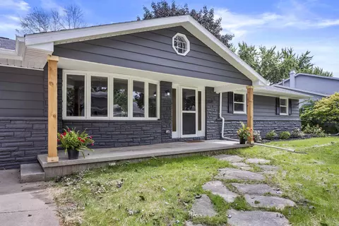 Exterior - 1106 N Hawthorne Dr, Appleton, WI 54915 photo 2 of 10
