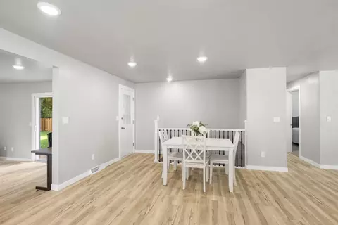 Other - 1106 N Hawthorne Dr, Appleton, WI 54915 photo 2 of 5